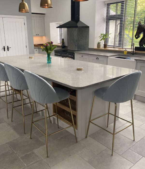 Kitchen 1 Dinning area